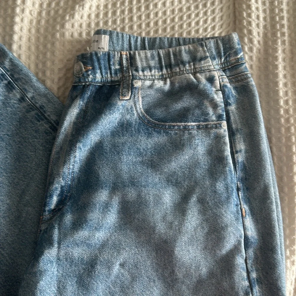 Rag & Bone Miramar Wide Leg Sweatpant "Jeans" in Valentina - Picture 6 of 10